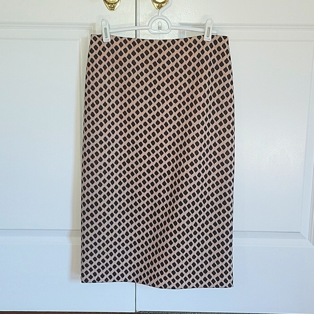 NEW YORK & COMPANY Pencil Skirt Tan and Black Print Sz 4